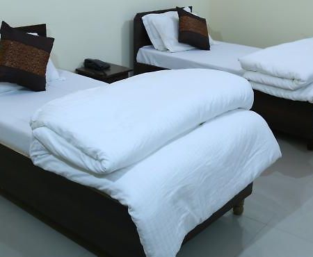 Hotel Dream Palace Ню Делхи Екстериор снимка